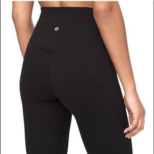 LULULEMON Cropped Align Pant